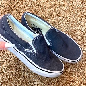 GRAY SLIP ON VANS 💗